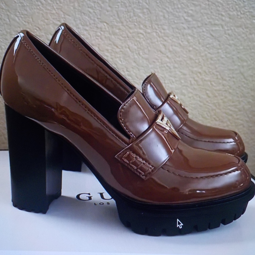 Guess Glossy Tan Patent Leather Heeled Loafer Boots (Size: 7) * NWOT - Picture 6 of 11